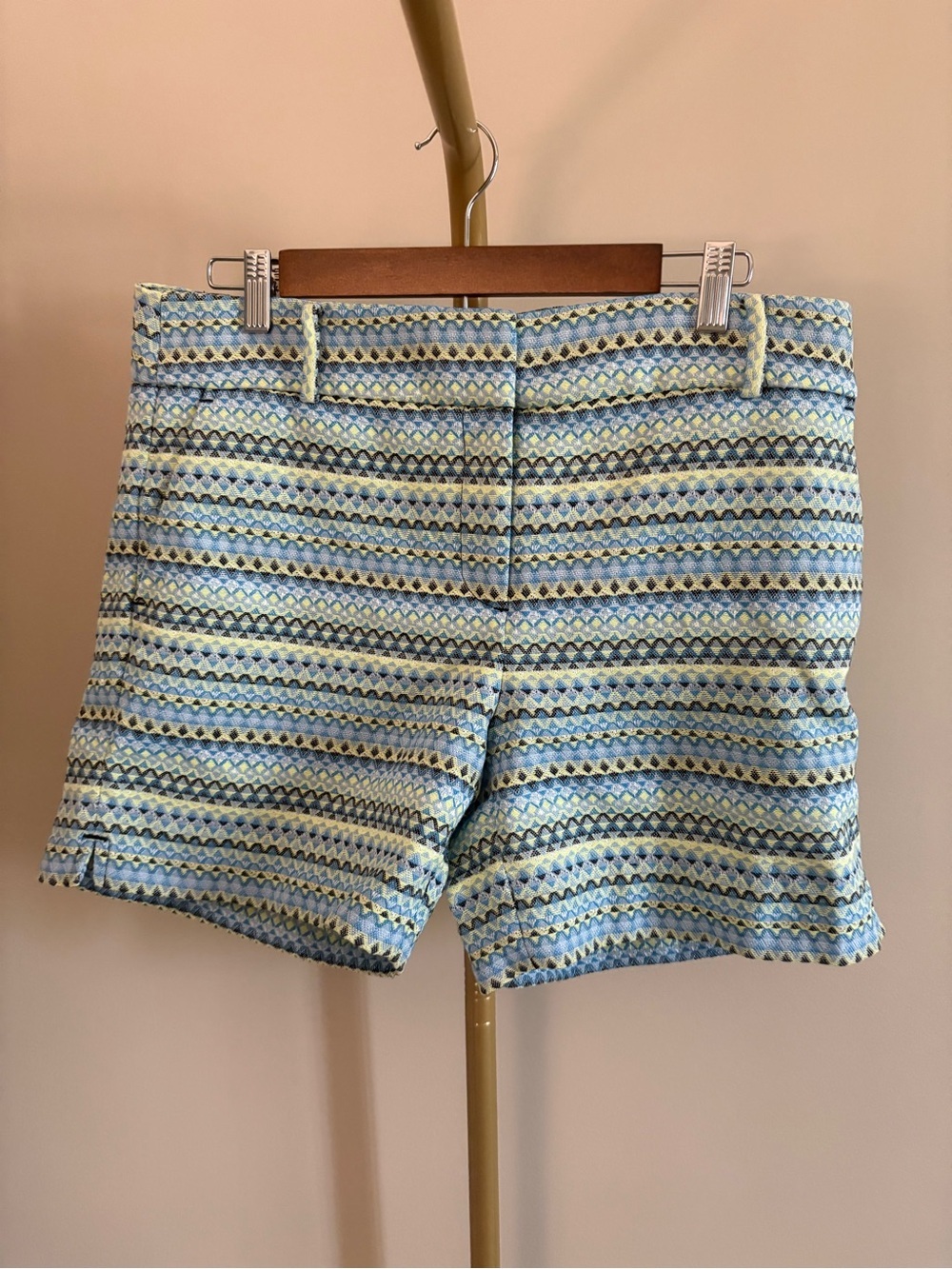 LOFT Geo Jacquard Riviera Mid Rise Shorts in Blue and Green